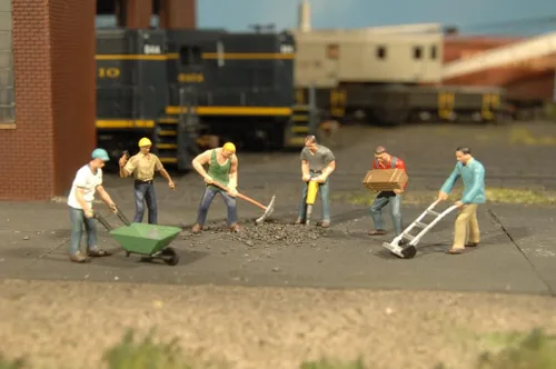 Vista 2 de Bachmann Trains - FIGURAS - TRABAJADORES DE LA CONSTRUCCIÓN (6pcs/pk) - Escala HO