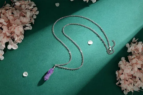 Vista 3 de MAIBAOTA Healing Crystal Stone Necklace Life of Wire Wrapped Teardrop Crystals Pendant Necklaces Natural Reiki Quartz Gemstone Jewelry for Women
