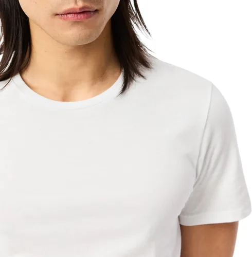 Vista 15 de Lacoste Paquete de 3 camisetas Essentials de cuello redondo de ajuste regular 100% algodón para hombre