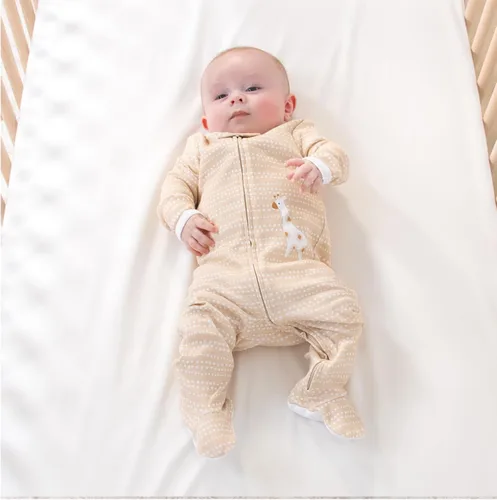 Vista 4 de The Peanutshell Juego de cama para bebé, paquete de 3 unidades, para recién nacidos y bebés de 0 a 9 meses, pijamas para bebés recién nacidos
