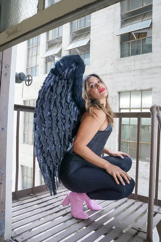 Vista 5 de Zucker Alas de ángel negras - Alas de plumas naturales grandes para adultos para disfraces de demonio diablo y maléfica o cosplay