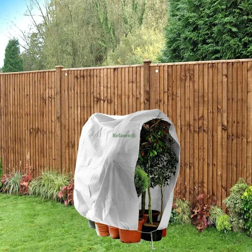 Vista 4 de Cubiertas para plantas, protección contra congelación, 3 paquetes de 45 pulgadas de alto x 40 pulgadas de ancho, mantas heladas para plantas al aire