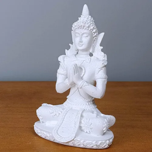 Vista 2 de Estatua armoniosa de meditación de yoga de Buda blanca, escultura coleccionable de piedra arenisca artesanal, decoración de escultura de Feng Shui