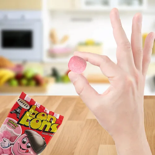 Vista 3 de Needzo Caramelos masticables Bon Bons de color rojo cereza, dulces de tamaño de bocado, lindo relleno de calcetín de Navidad, paquete de 3