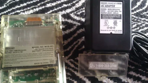 Vista 2 de Game Boy Pocket - Clear