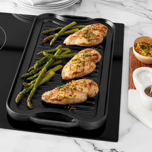 Vista 5 de Amazon Basics Parrilla/plancha rectangular reversible de hierro fundido pre-sazonado, negro, 20 x 10.63 x 0.98 pulgadas