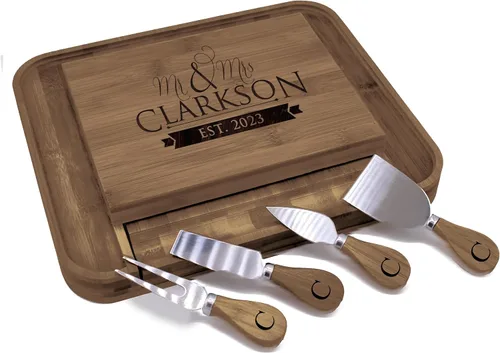 Vista 4 de The Wedding Party Store Juego de bandeja de queso de alta calidad personalizada con herramientas esparcidoras con cualquier nombre