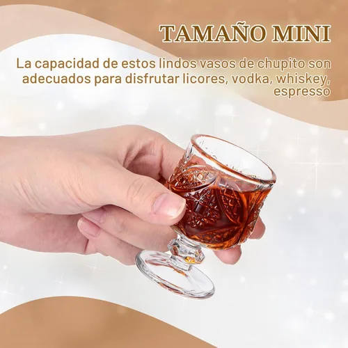 Vista 4 de Juego de vasos de chupito de 1.75 oz Meanplan Vasos de chupito elegantes y lindos Vasos de cordial de cristal Vasos de vidrio grabados en relieve