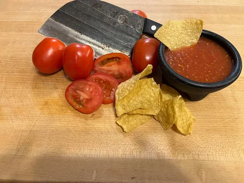 Vista 5 de Semillas de tomate Roma VF Heirloom Non GMO 250 Seeds Se envía en envases de papel reciclado compostable