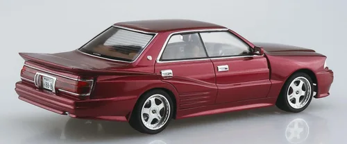 Vista 2 de Aoshima 1989 UZS131 Toyota Crown (Blister Style) Kit de modelo a escala 1:24