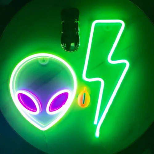 Vista 6 de Letrero de neón con cabeza de alienígena, 1 unidad, luz de neón de alienígena verde y morado, USB o 3 pilas AA, divertido letrero de neón iluminado