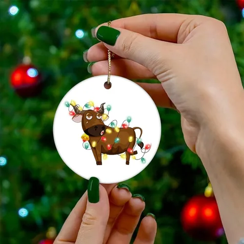 Vista 4 de Cheyan Animales y luces de vaca adorno de Navidad, adorno de árbol de Navidad para decoración del hogar, adorno de porcelana, adorno colgante