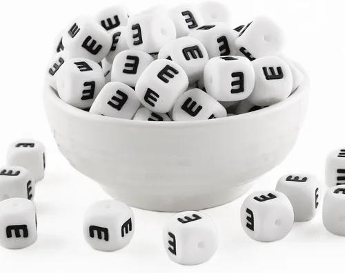 Vista 12 de Cuentas de silicona de corazón cuadrado blanco de 0.472 pulgadas, 20 cuentas de silicona con números de corazón para hacer llaveros, ideal