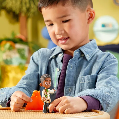 Vista 6 de Star Wars: Young Jedi Adventures Kai Brightstar Figura de acción, juguetes a escala de 4 pulgadas, juguetes preescolares para niños y niñas de 3 años