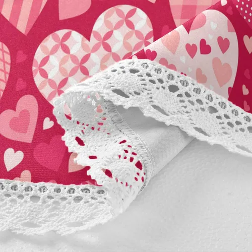 Vista 3 de Mantel redondo para el día de San Valentín de 60 pulgadas, color rosa y rojo, con corazones, mantel de encaje resistente al agua, a prueba