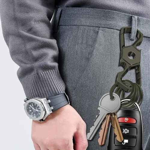 Vista 5 de Idakekiy Llavero de coche resistente con clip de doble abrebotellas con 4 llaveros para hombres o mujeres