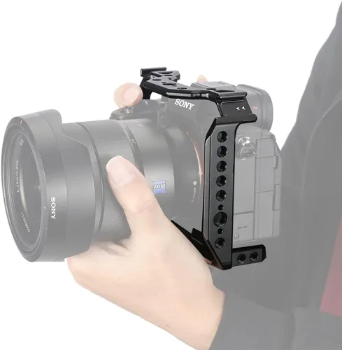Vista 5 de NICEYRIG Jaula compacta para Sony Alpha 7V / 7R V/Alpha 7 IV/Alpha 7S III con riel NATO doble zapata fría - 497