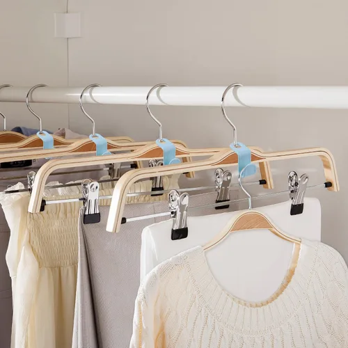 Vista 4 de Ganchos de plástico para colgar ropa en cascada, organizador de ahorro para armario de ropa resistente (20 piezas)