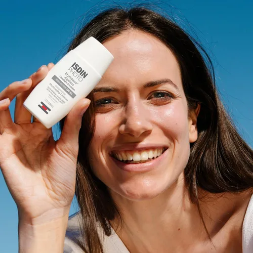 Vista 2 de ISDIN Eryfotona Ageless Protector solar óxido de zinc y protector solar 100% mineral tintado SPF 50+ Anti-Aging, 100% Mineral UV Filters