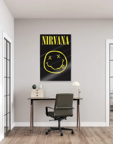 Vista 6 de Nirvana - Juego de póster musical de 3 piezas (Logo - Smiley, Kurt, Krist & Dave In Bathroom, Kurt Live On Stage) (Tamaño: 24" x 36" cada uno)