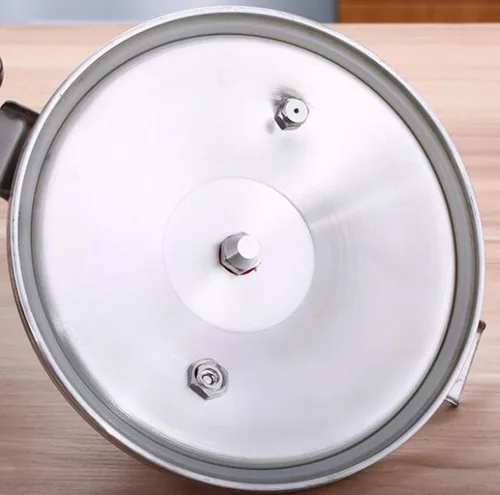 Vista 9 de Olla a presión pequeña a prueba de explosiones de seguridad 3L, mini olla de presión casera de aleación de aluminio, cocina de hotel con cerradura