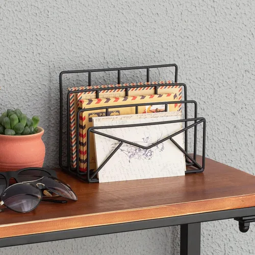 Vista 3 de MyGift Clasificador de correo de escritorio independiente de alambre de metal negro moderno de 3 ranuras con diseño de sobre, organizador