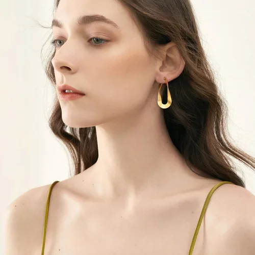Vista 4 de MengPa Aretes de aro para mujer, chapados en oro negro, aretes de gota, joyería de moda