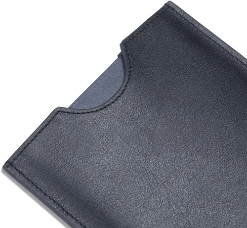 Vista 5 de HISCOW Funda minimalista para pasaporte - Piel de becerro italiana, Negro -, Minimalista