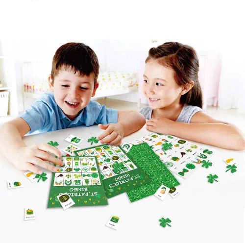Vista 2 de Omgouue Juego de bingo irlandés de trébol del día de San Patricio, suministros de fiesta verde para 24 jugadores