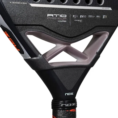 Vista 7 de Nox AT10 Pro Cup Hard de Agustin Tapia
