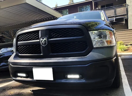Vista 6 de iJDMTOY Kit de luces antiniebla LED de xenón Mini-SR color blanco compatible con Dodge RAM 1500 2011-18, incluye (2) barras de luz LED blancas de 30