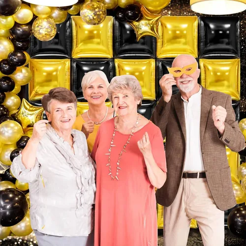 Vista 6 de MEMOVAN Globos cuadrados de papel de aluminio negro y dorado, telón de fondo de pared de doble cara, globos metálicos negros y dorados, guirnalda