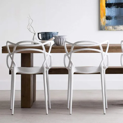 Vista 12 de Kartell Silla Masters de Philippe Starck con Eugeni Quitllet, paquete de 2, dorado metálico Metálico Dorado