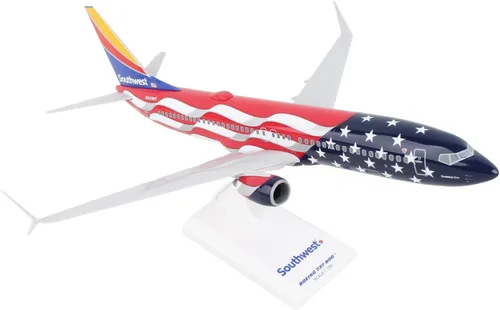 Vista 7 de Skymarks Daron Southwest Freedom One 737-800 1/100 W/Madera y engranaje SKR8288