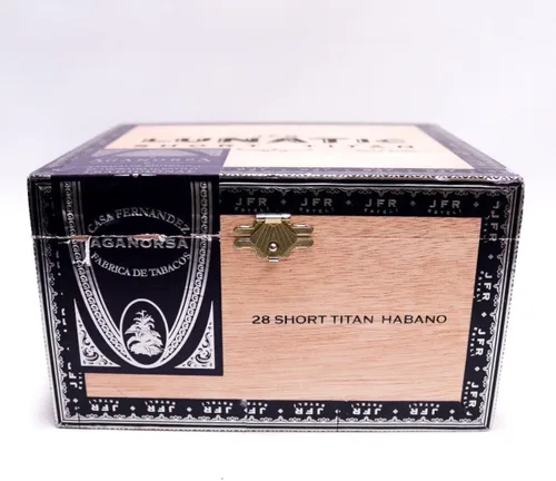 Vista 5 de Lunatic Caja de cigarros de madera corta Titan Habano Vacía - 7" x 6" x 4