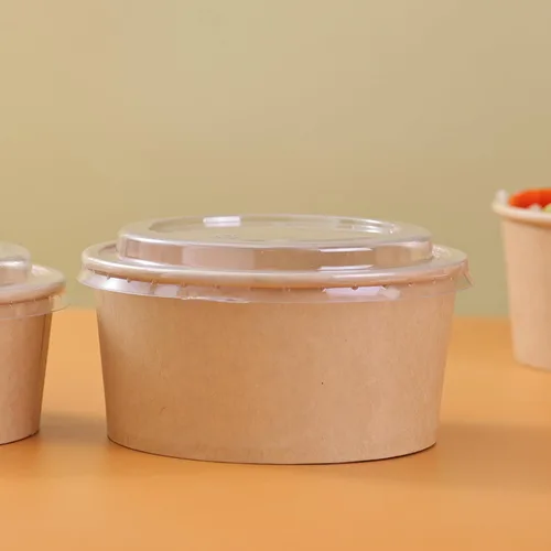Vista 2 de Paquete de 50 cuencos de papel resistentes de 32 onzas con tapas, cuencos de sopa desechables, cuencos de ensaladas biodegradables, cuencos