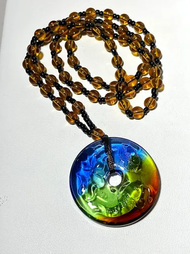 Vista 3 de Collar de cristal arcoíris para hombre y mujer, con diseño de buda sonriente, cristal verde, koi, peces curativos, jade estabilizado, turquesa