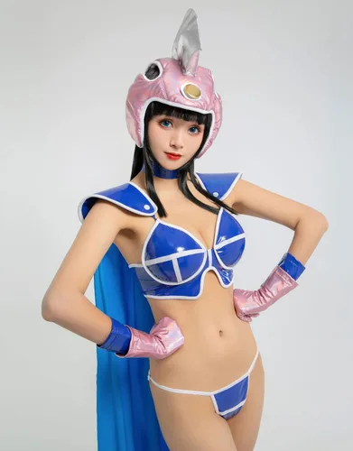 Vista 4 de Miccostumes Disfraz de anime para mujer y niña, con gorro, guantes y accesorios para cinturón