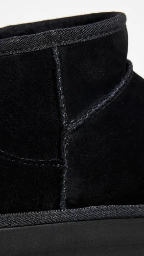 Vista 4 de UGG Botas clásicas Ultra Mini con plataforma para mujer