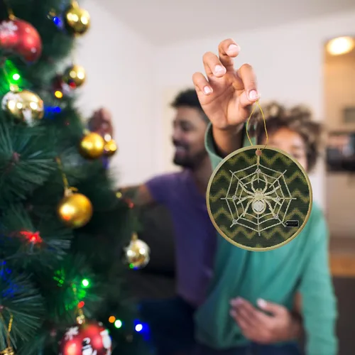 Vista 4 de Matashi Adorno artístico con estampado de araña 5D, adornos colgantes de araña de la suerte para decoración del árbol de Navidad, con historia