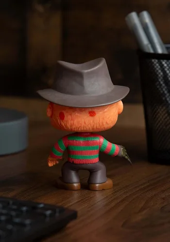 Vista 3 de Figura de acción Funko de Freddy Krueger, de Pop Movies