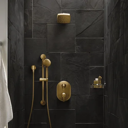 Vista 2 de Moen S6365BG Voss, cabezal de regadera de lluvia de función única de 6" con tecnología de inmersión, oro cepillado