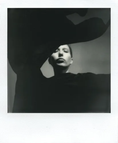Vista 3 de Película Polaroid B&W para I-Type (6001)
