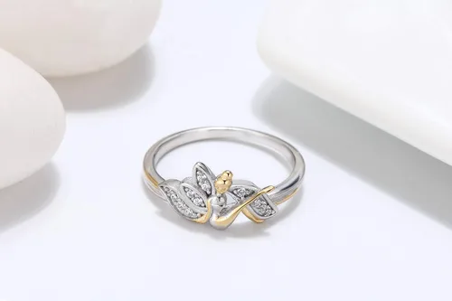 Vista 4 de Ginger Lyne - Anillo de ángel con alas de hada de dos tonos para mujer, joyería de moda, regalo para mamá, mejor amiga, hadas caprichosas