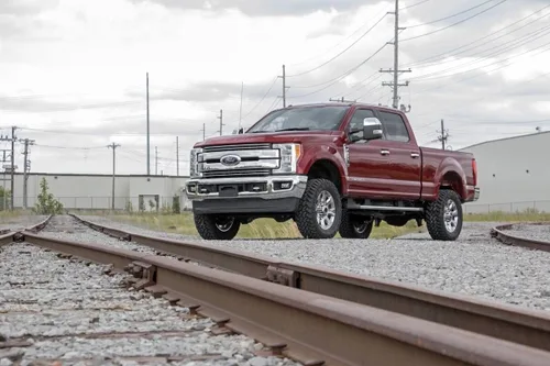 Vista 8 de Kit de elevación de 3" de Rough Country para Ford F-250 Super Duty 2017-2022 Diésel - 50221