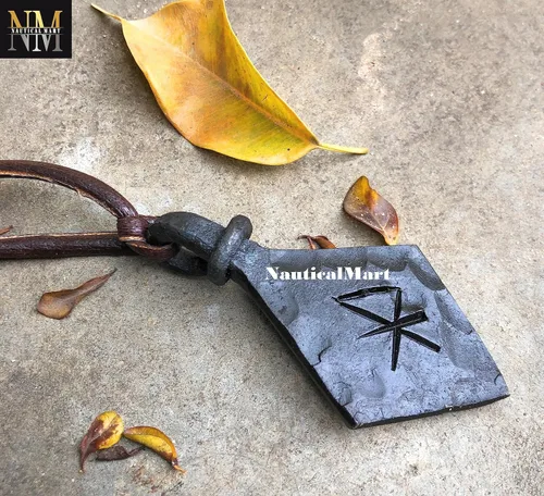 Vista 5 de Colgante de hierro forjado a mano de runa de amor vikingo amuleto rúnico colgante nórdico collar talismán collar de runas nórdicas joyería