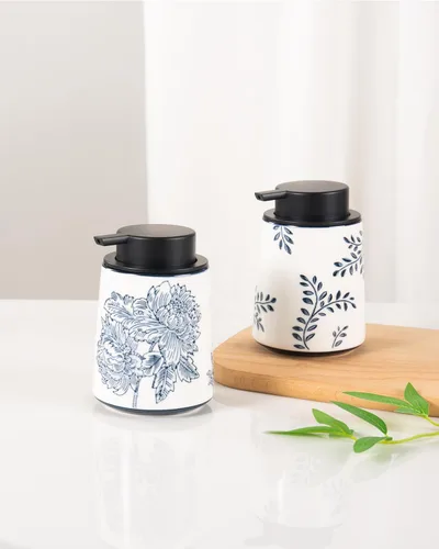 Vista 6 de Dispensador de jabón de manos para baño, dispensador de loción de cerámica, accesorios de baño chinoiserie, flores y ramas azules y blancas