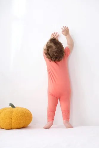 Vista 3 de GUISBY Rayón hecho de pijama de bambú para bebé, mameluco de verano de manga corta sin pies, con cremallera de 2 vías