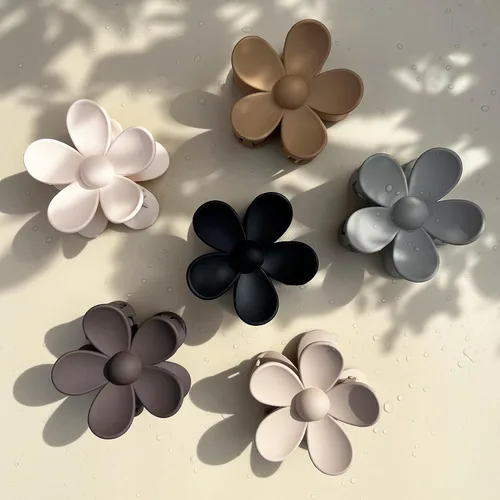 Vista 6 de 6 pinzas para el cabello de flores, pinzas de margarita, pinzas de garra grandes mate, pinzas de sujeción fuerte, accesorios para cabello grueso, 6