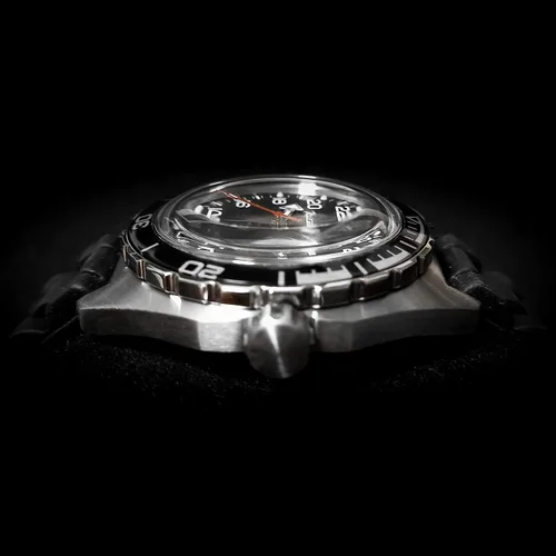 Vista 4 de Vostok Komandirskie 650541 GMT Reloj mecánico automático de buceo automático